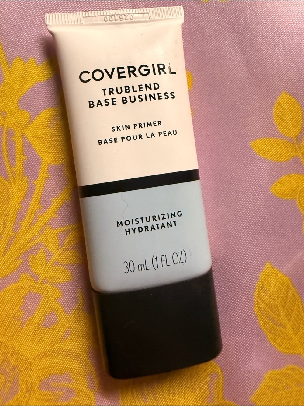 COVERGIRL TruBlend Base Business Primer - Pink, Light Blue, Black